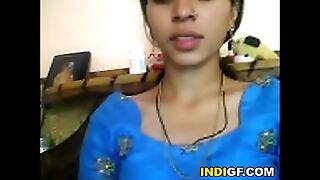 Indian Teen From My Cram Reveals Her Boobs